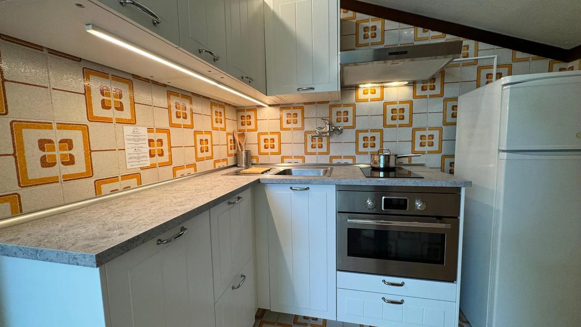 La Mansarda Delle 4 Stagioni Apartment Varese Italy