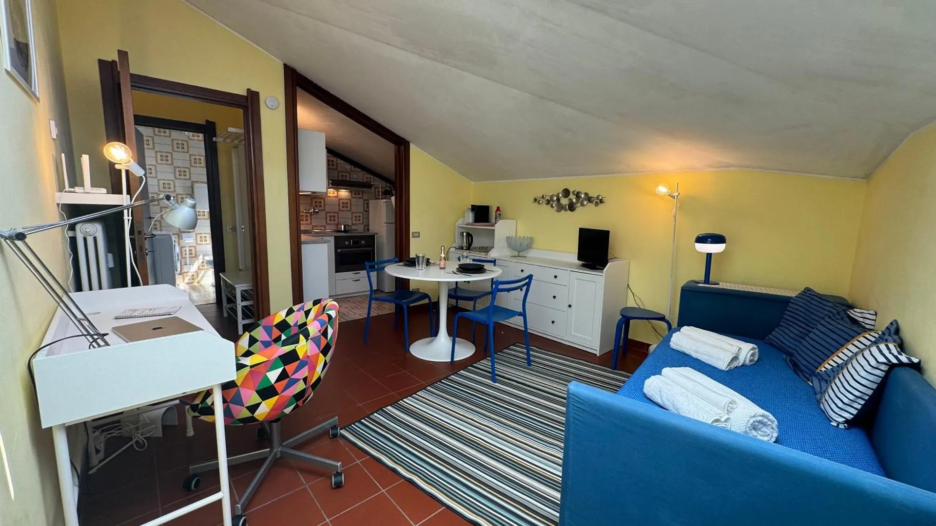 La Mansarda Delle 4 Stagioni Apartment Varese 0*,